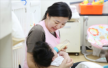 동방사회복지회에서 강서지역본부 임직원 가족과 함께