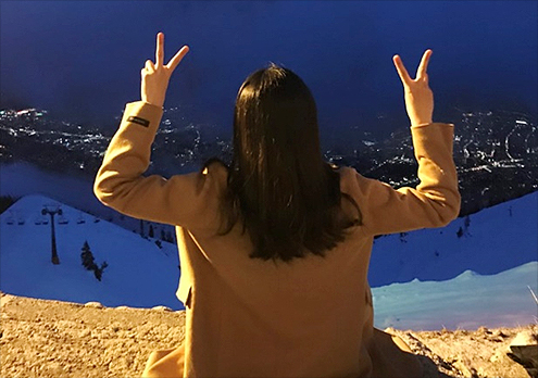 노르트케데 스키장을 배경으로 찍은 사진