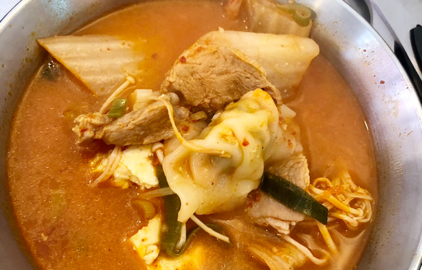 양푼이 김치찌개 음식 사진7