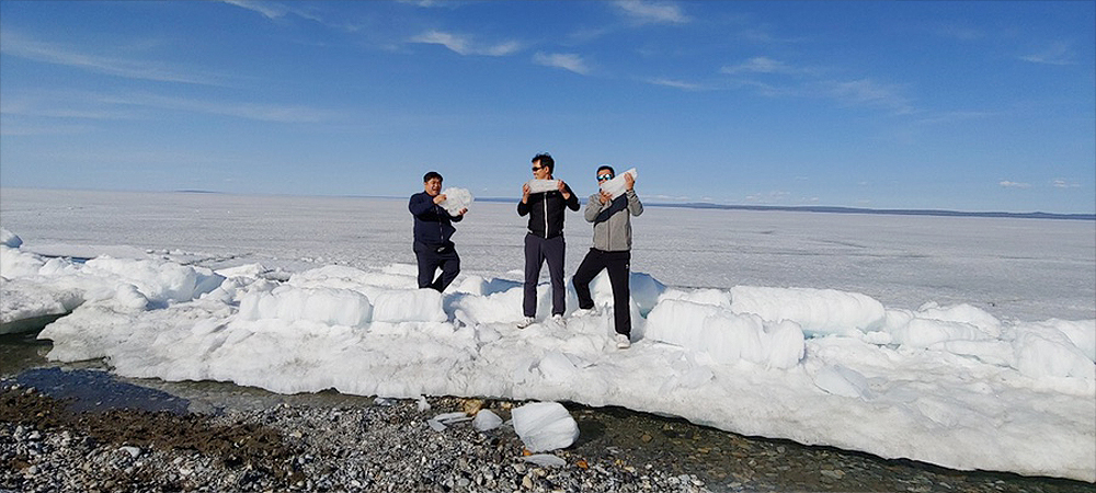 신비롭고 생경한 풍경으로 가슴 벅찼던 얼음 호수